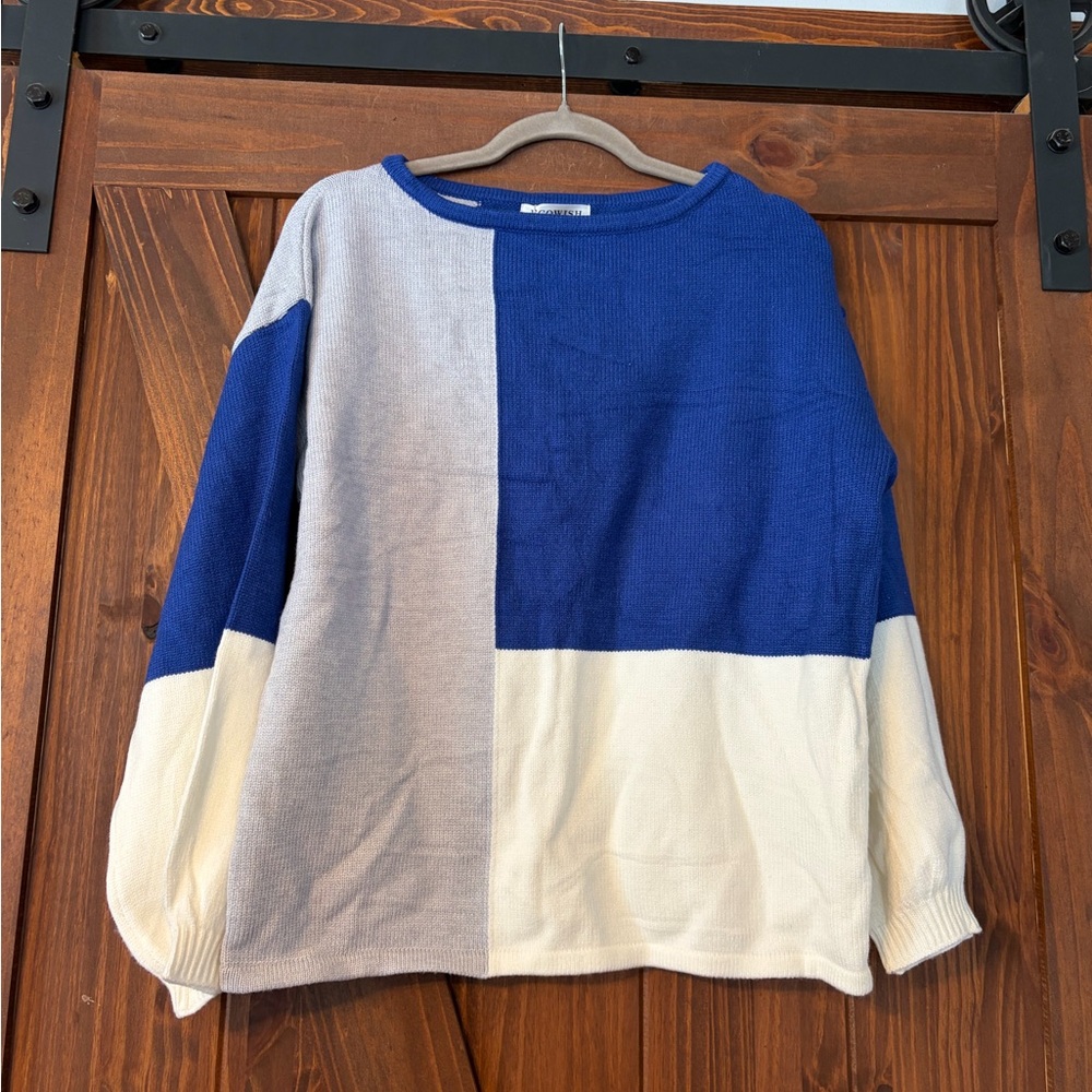 Wish Color Block Crew Neck Sweater - Blue, Gray, Cream
